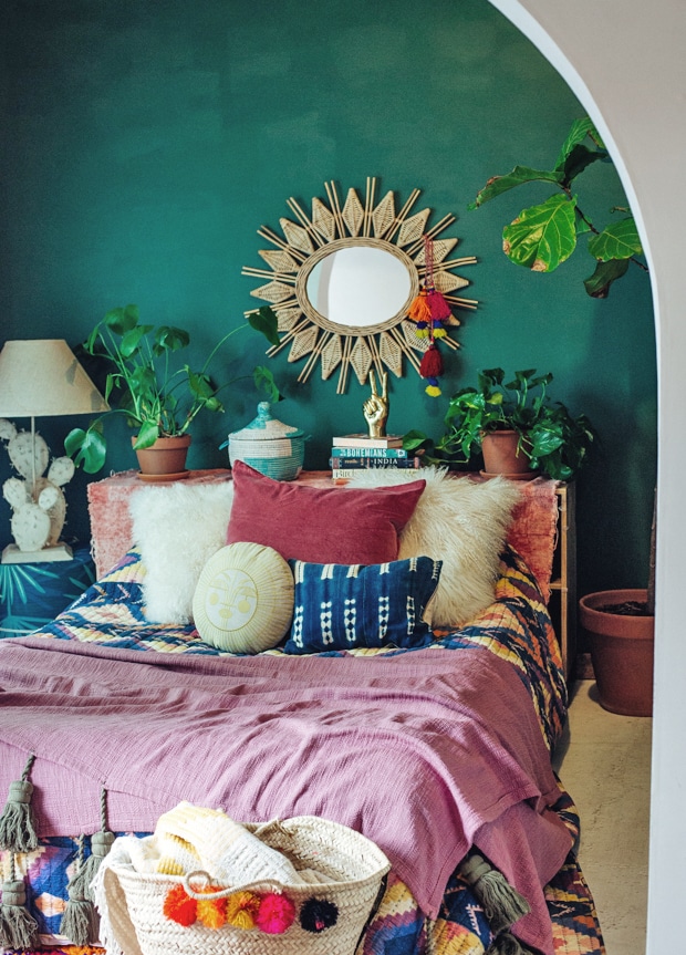 emerald green bedroom for a boho vibe