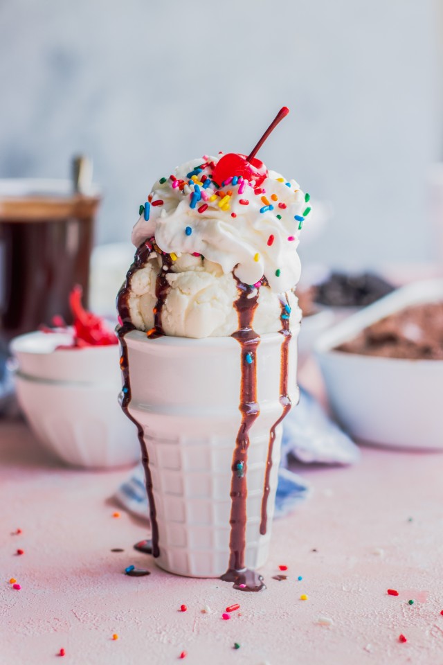 ice cream topping ideas and how to serve no churn ice cream