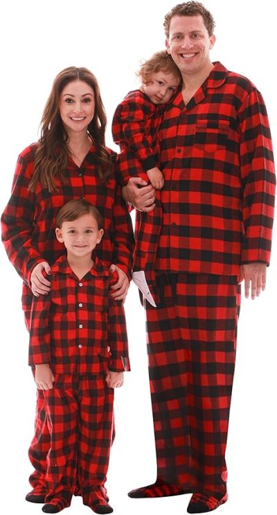 Family Pajamas Buffalo Plaid Button-Front Microfleece Pajamas Set with Matching Socks