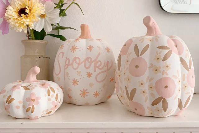 How to paint pumpkins: Easy pumpkin painting tutorial