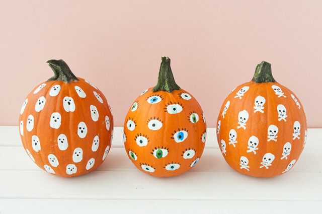 Painted Fingerprint Pumpkins for Kids