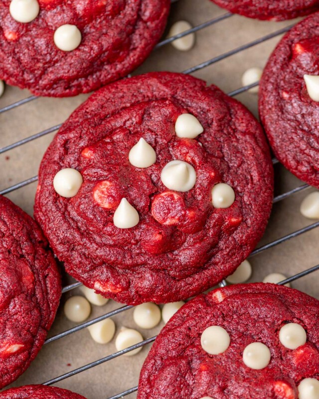 Red Velvet Bisquick Cookies