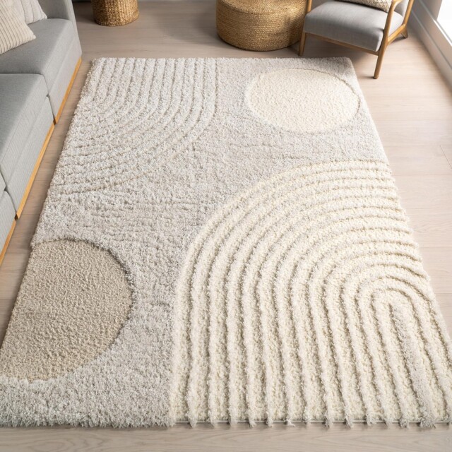 Gloria Abstract Shag Rug for best Amazon bedroom decor