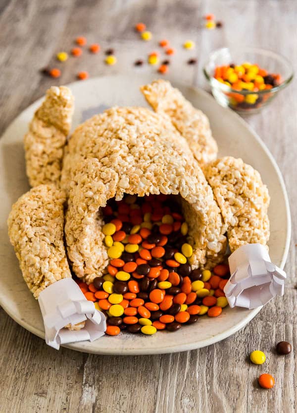 Rice Krispie Treats Turkey for thanksgiving dessert ideas