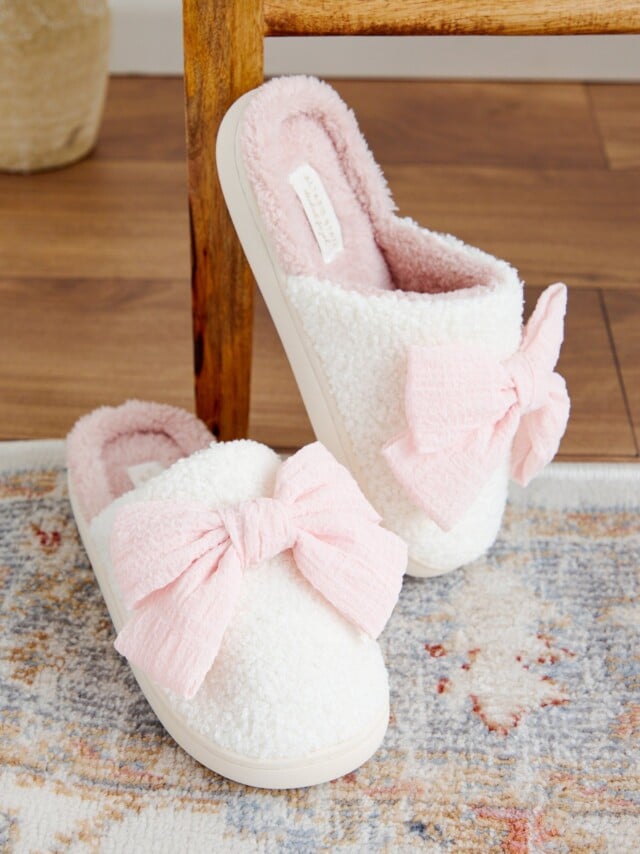  Bow Slippers for unique gift ideas for women