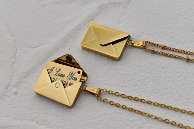 Gold Personalized Envelope Locket Necklace Secret Message Necklace Photo Necklace Custom Necklace gift for Mom Best friend gift Valentine