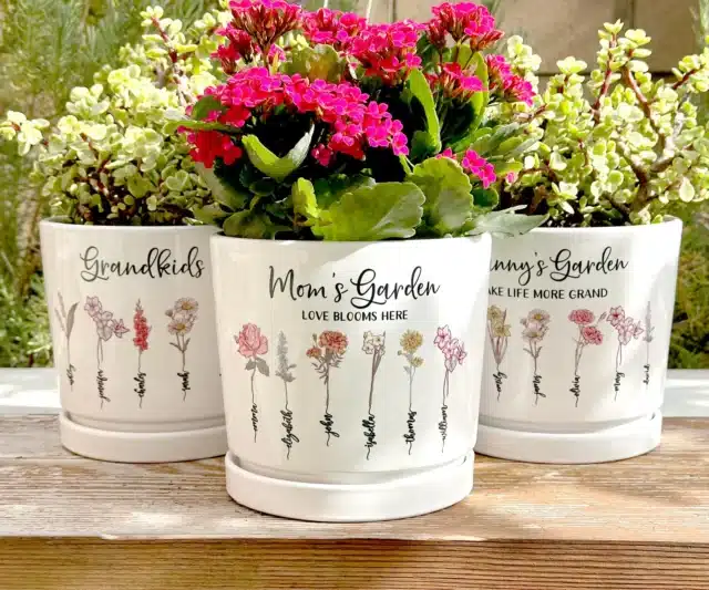 Grandmas Garden Gift for Grandma, Personalized Gifts for Mothers Day Gifts, Personalized Flower Pot, Birth Flower Mom Gifts from Daughter