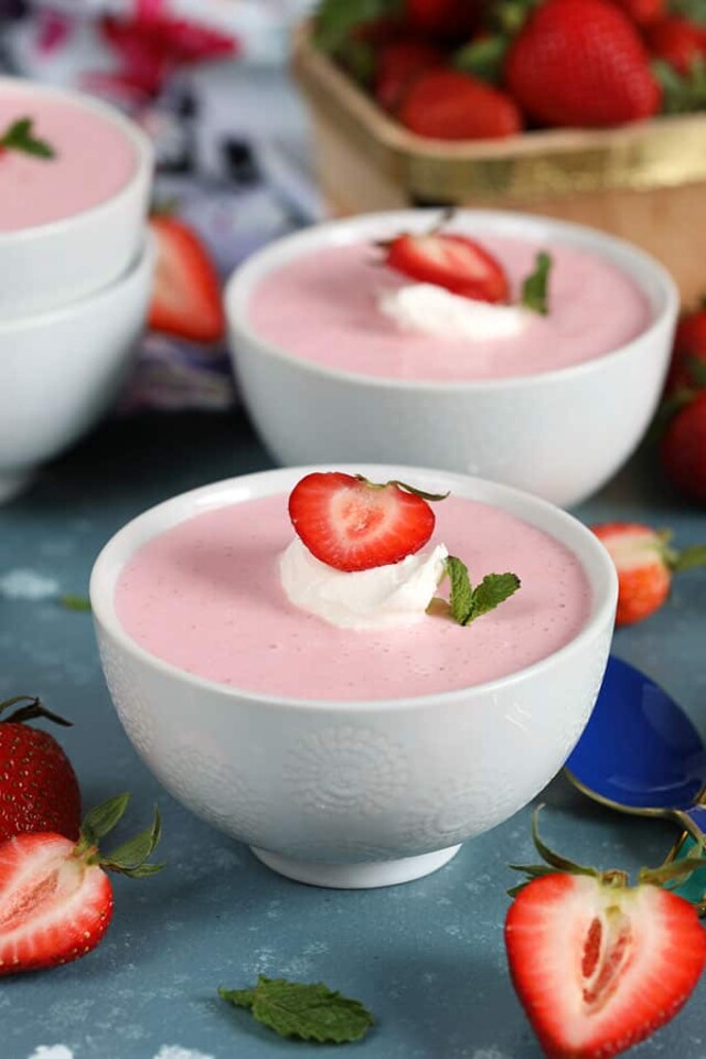 Chilled Strawberry Soup Recipe for cold summer soups