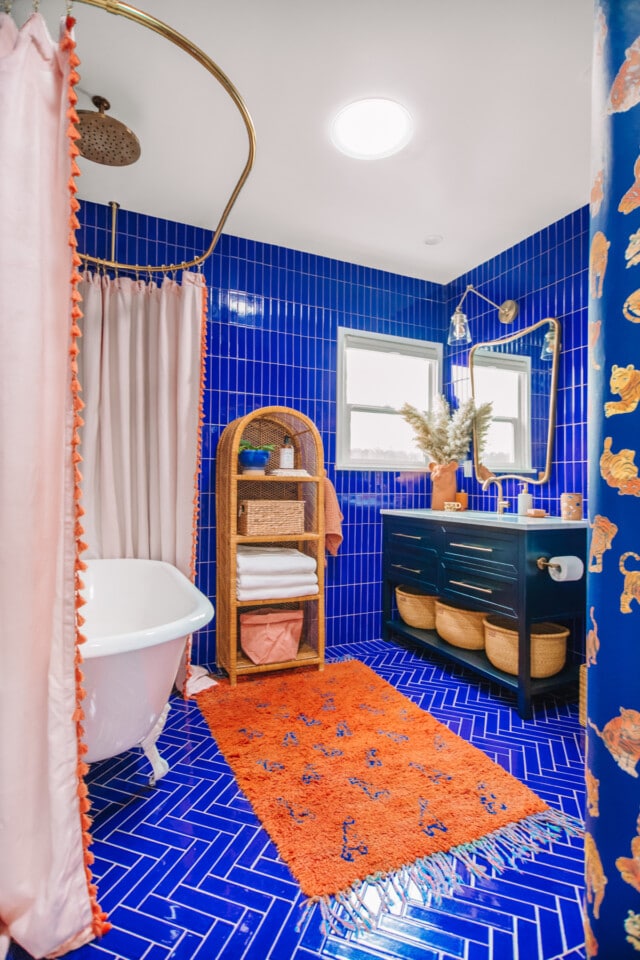 Blue Small Bathroom Idea